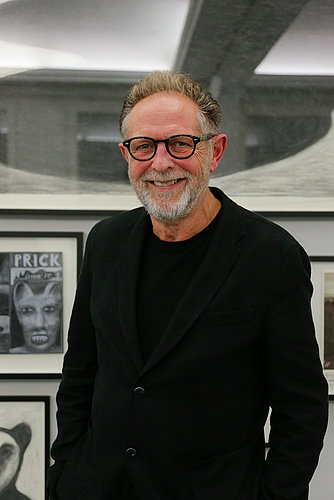 Herbert Nauderer, Künstler der Ausstellung "Parasite Island" von Herbert Nauderer. Foto von Andree Thielemann.